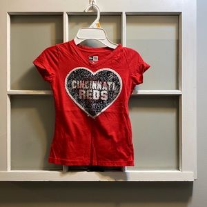 Cincinnati Reds Flip Sequin T-shirt